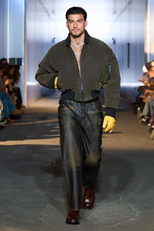 SEBASTIEN AMI SS25 SHOW
