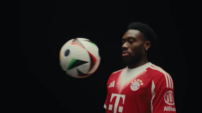 FC Bayern München x DAFL x Coca Cola
