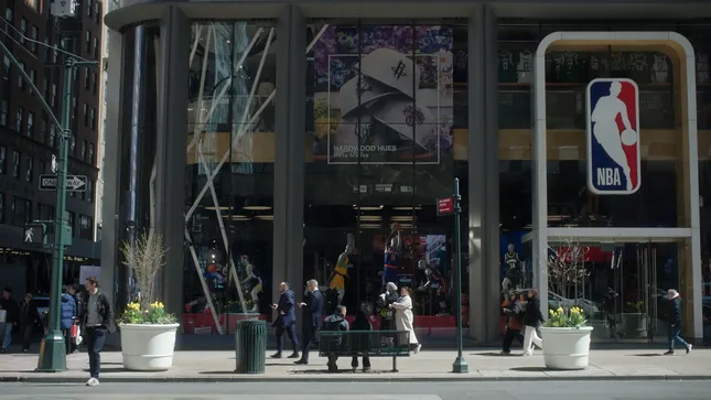 NBA STORE FRONTS MICHELOB ULTRA