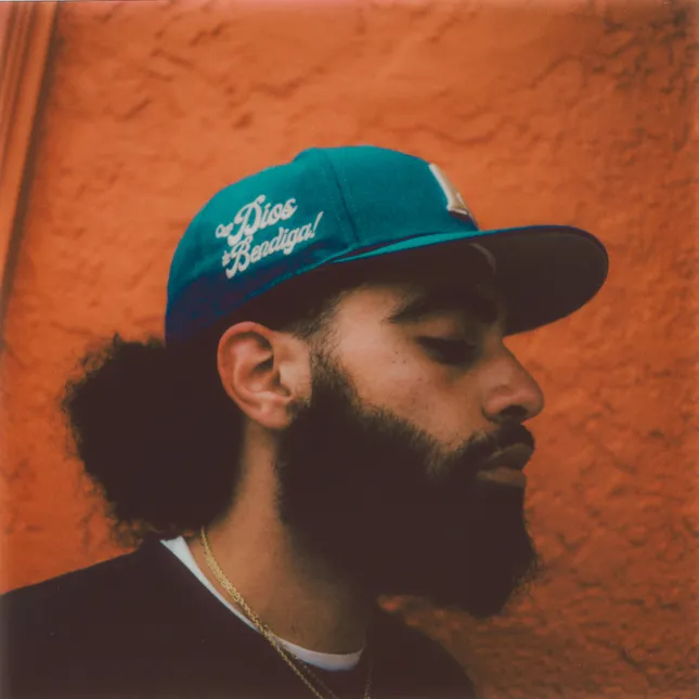 BUENO X NEW ERA