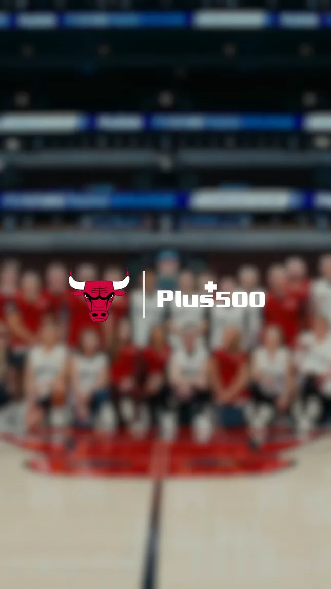 Plus500 x Chicago Bulls