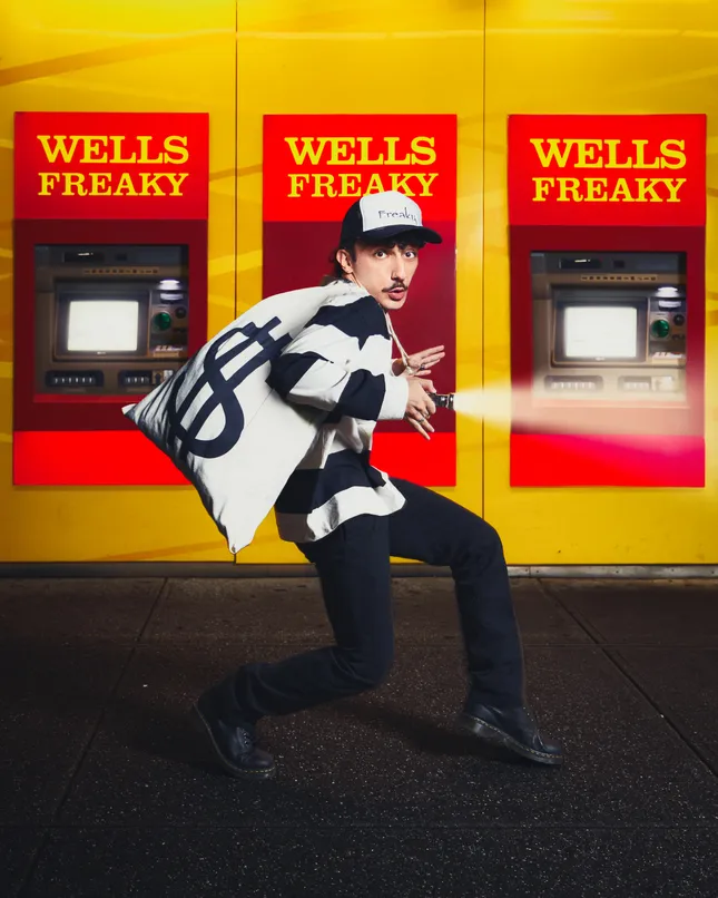 Sneaky Bank Robber