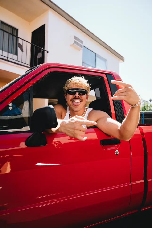 Eddie Zuko - FREKES (Music Video)