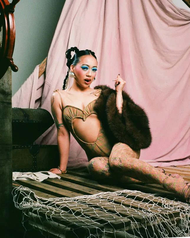 SAILORR FOR GALORE