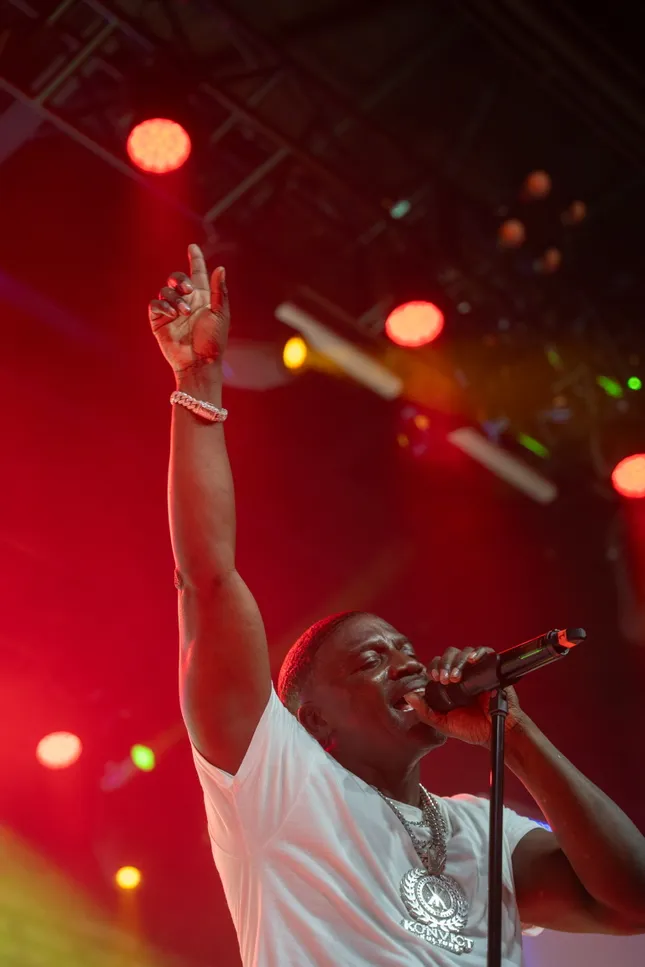 AKON SUPERFAN tour photo/video coverage