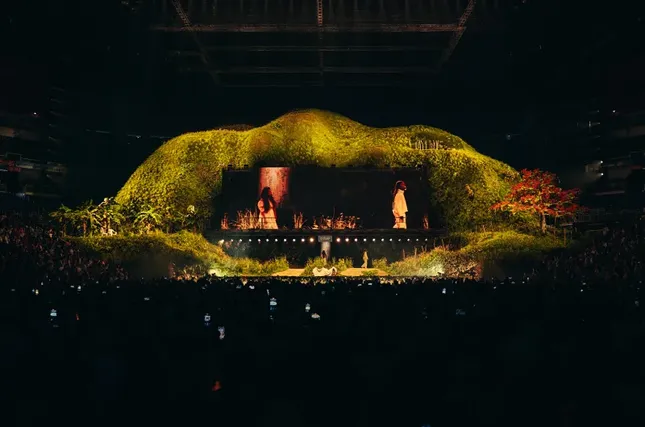 No Me Quiero Ir De Aqui - La Residencia de Bad Bunny