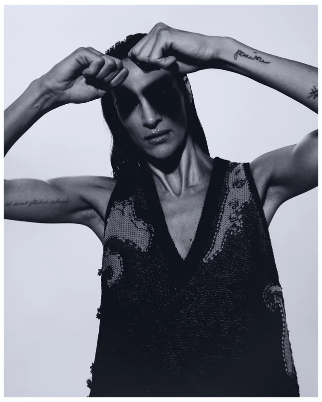 ‘a wasp stung me in my sleep last night’
editorial for the collector magazine