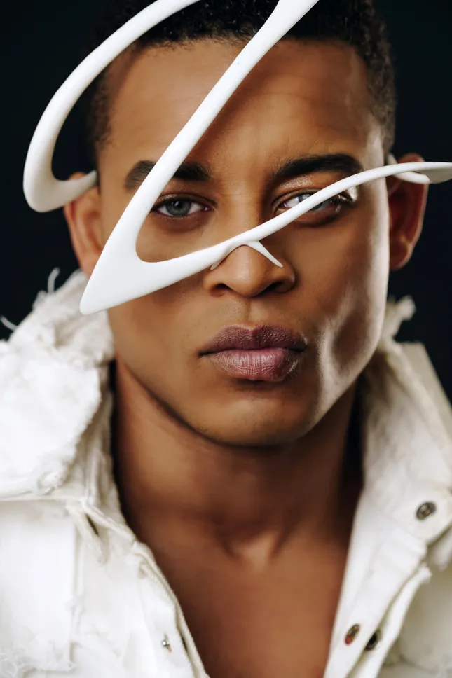 Robert Ri'chard for ERA Magazine