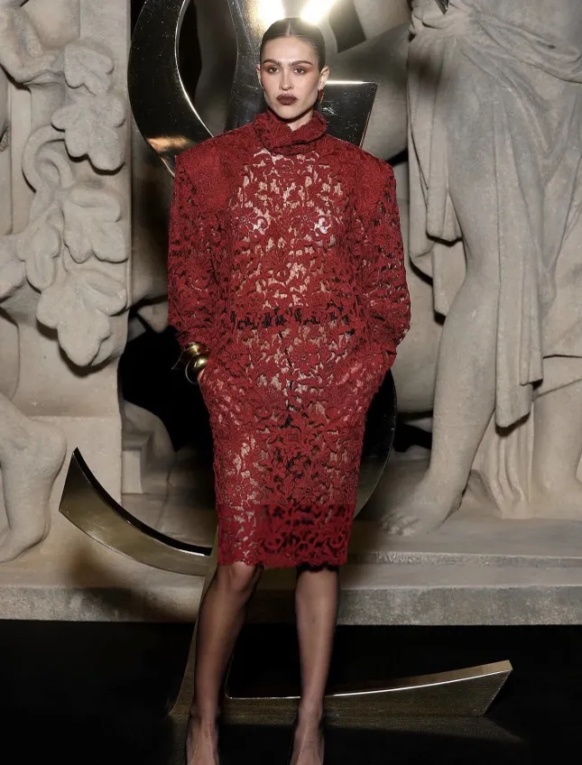 @ameliagray styling assistance @ysl