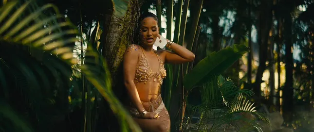 Fatima Altieri - Tout Sam VLE