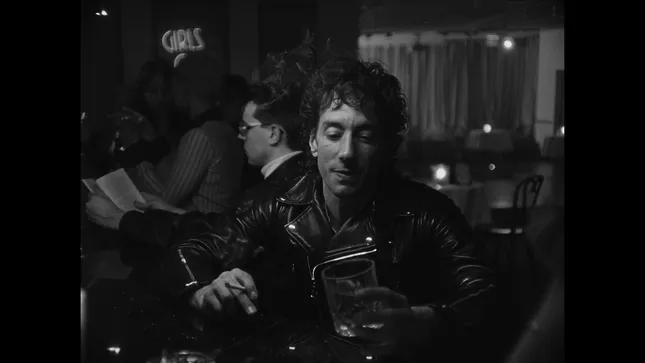 Albert Hammond Jr. - "Old Man"