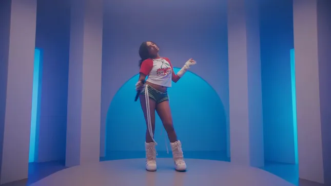 Samara Cyn - Vevo DSCVR