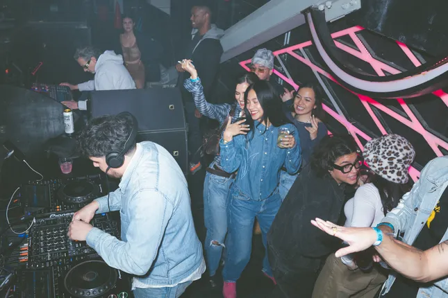 @elesewherespace x @2degreesnyc