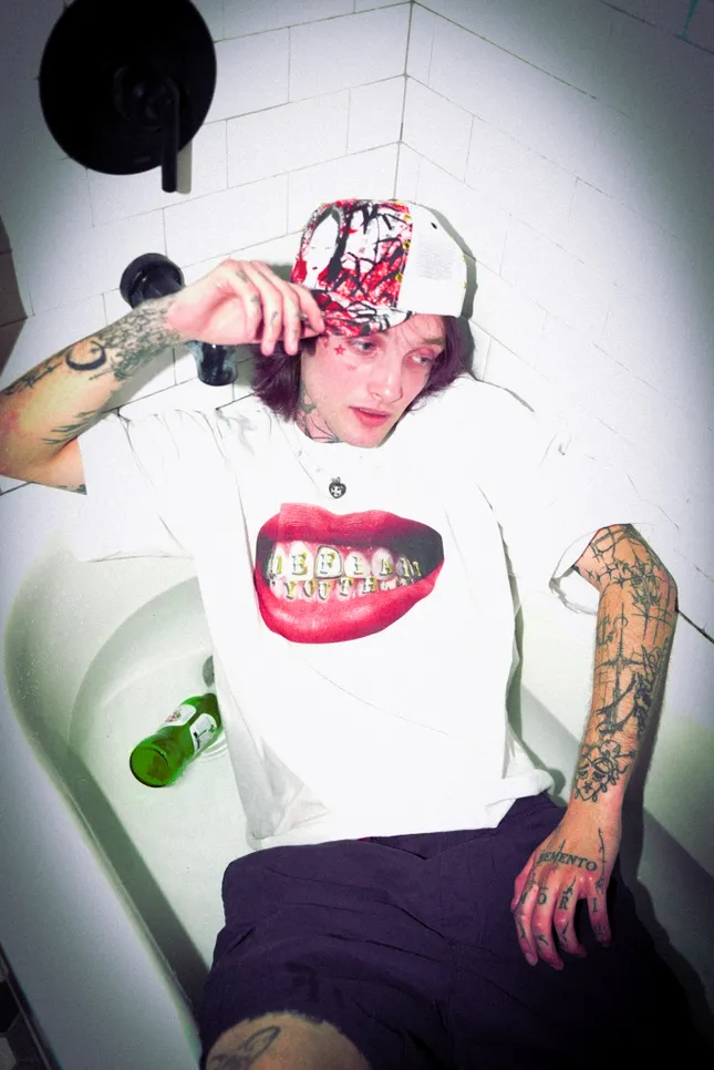Defiant Youth (BathTime Shoot - Kbackwood$)