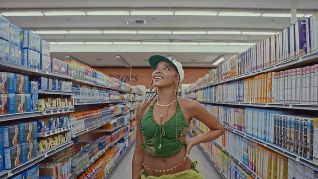 ‘NEEDS’ MV - Tinashe