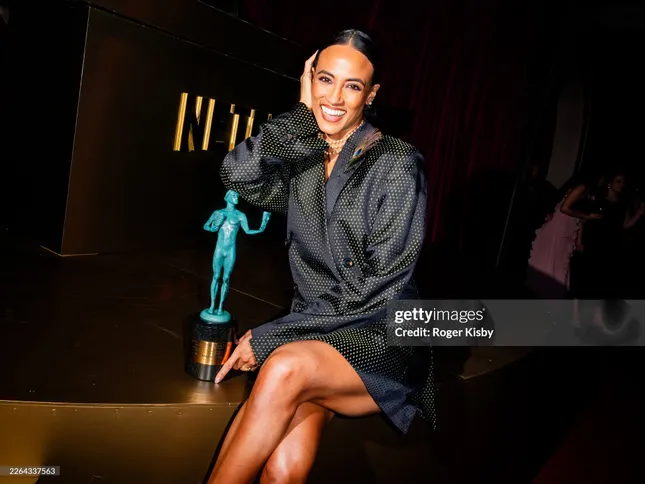 SAG Afterparty Custom Look
