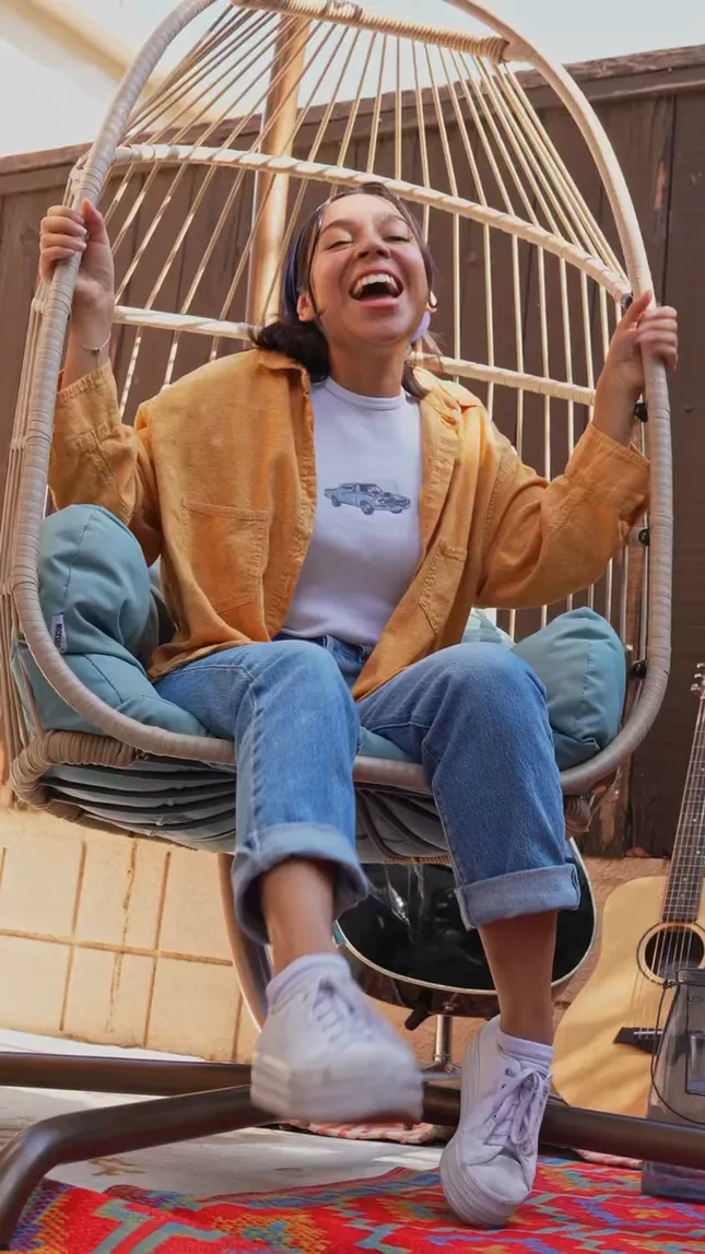 “On My Way” promo