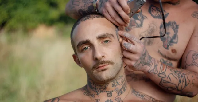 Levi’s  | “LOOK PRETTY ON YOU”