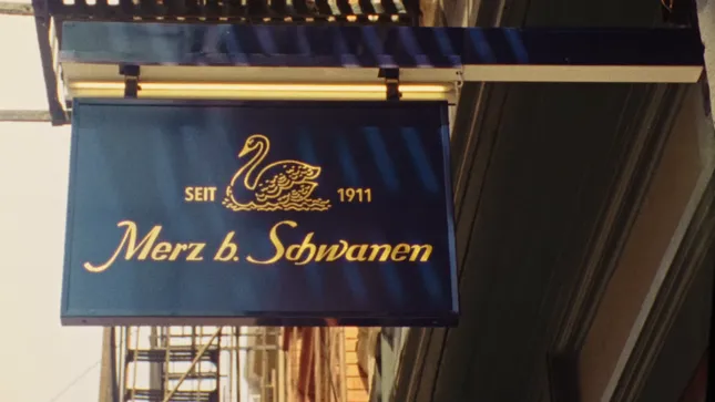 Merz B. Schwanen X Lucia’s Pizza
