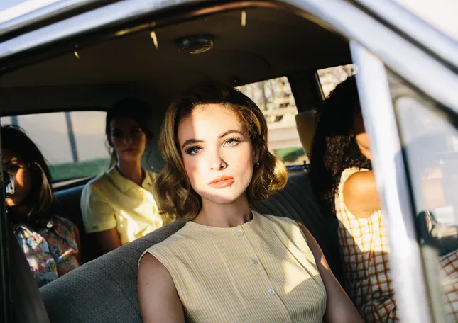 Arty Daydreams Music Video featuring Elysée McMenamin and Andrew Matarazzo