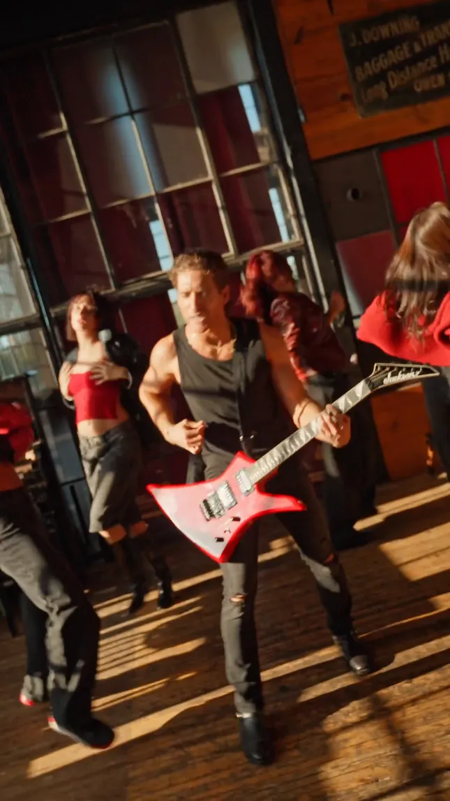 Hyperwulf - Video Content