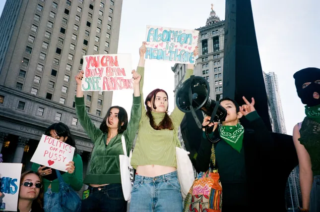 i-D x Roe v. Wade protests