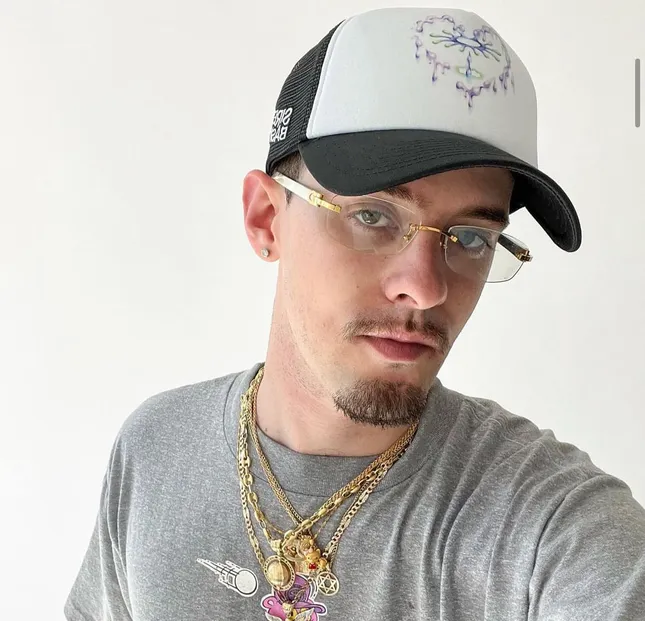 Siren Basics Trucker Collection