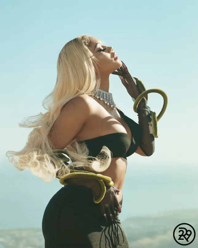 SAWEETIE
