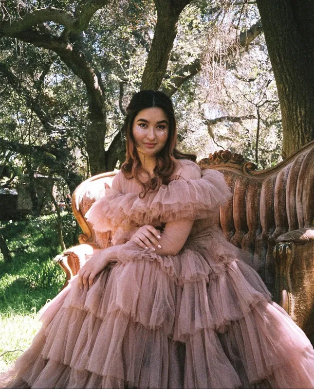 Stephanie Poetri music video + commercial