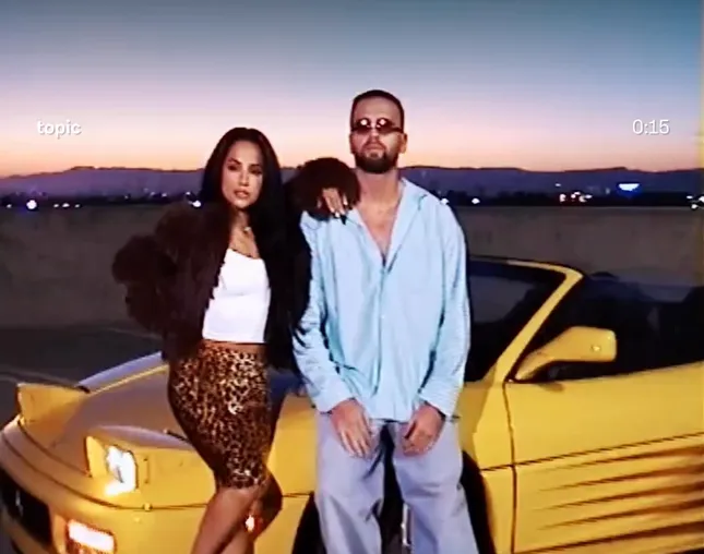 Topic X Becky G - Sorry Papi