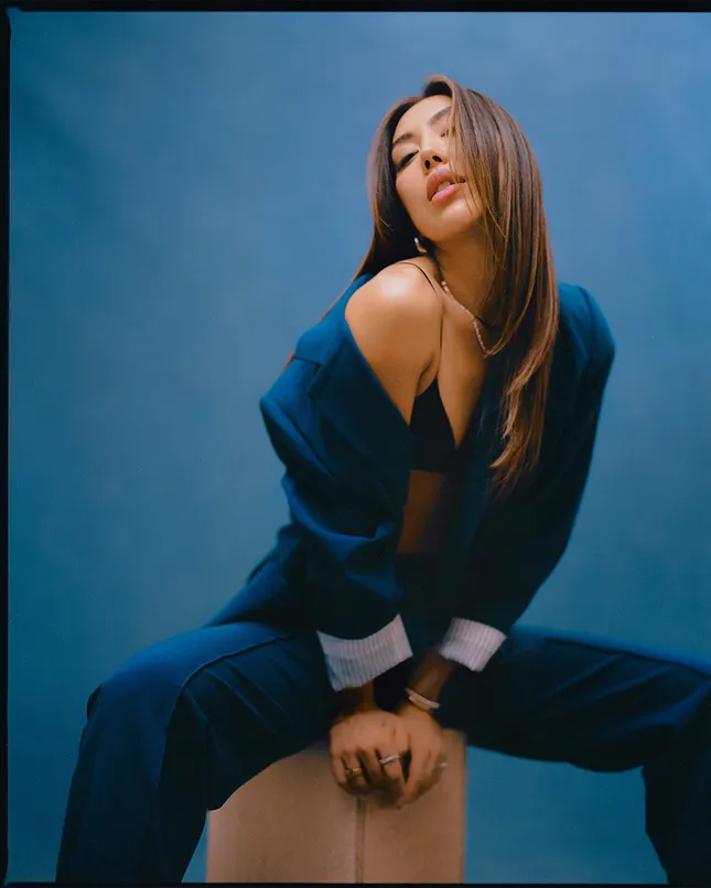 Kira Press Photos