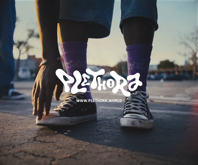 “Feet Clouds” - Plethora