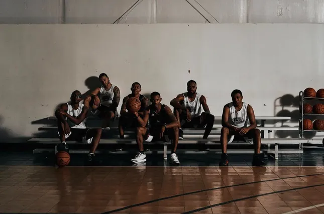 Social Status Hoop Club