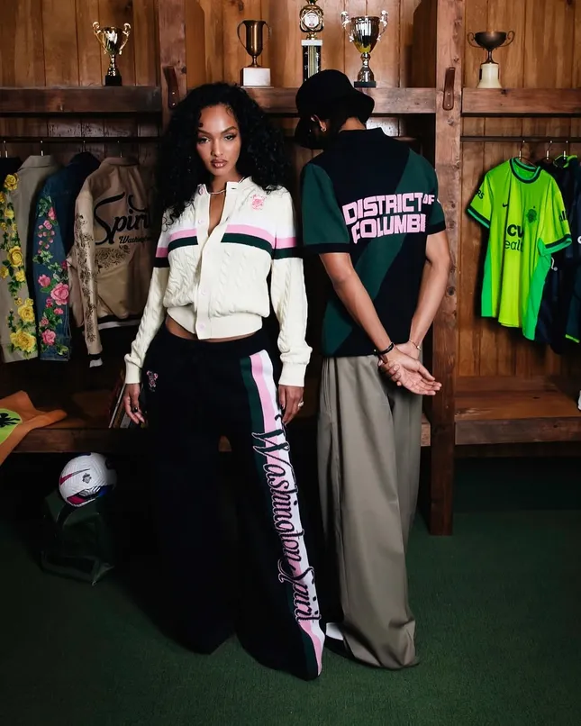 Dead Dirt Blossom Capsule