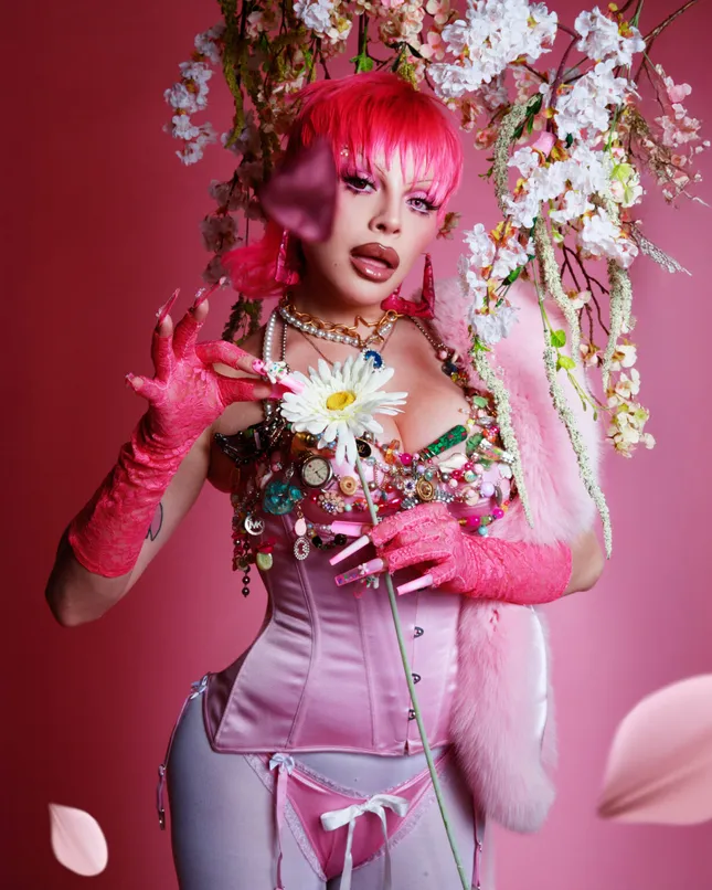 Luna Lovebad for Ladygunn Magazine