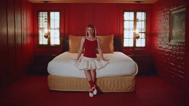 Kacy Hill - Please Don't Cry