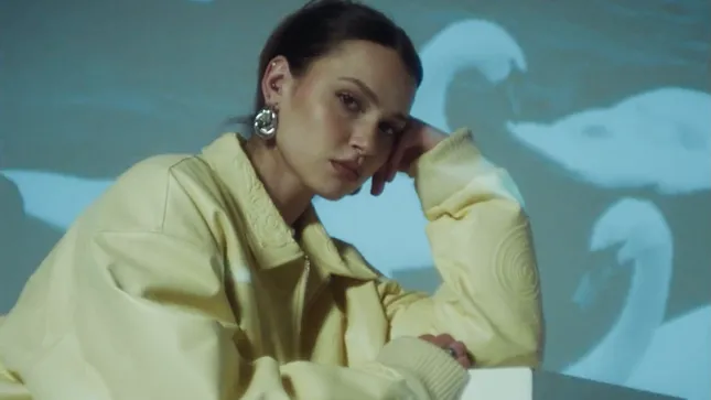 Lazlo x Céline - “Beste falsche Freunde (Musicvideo)