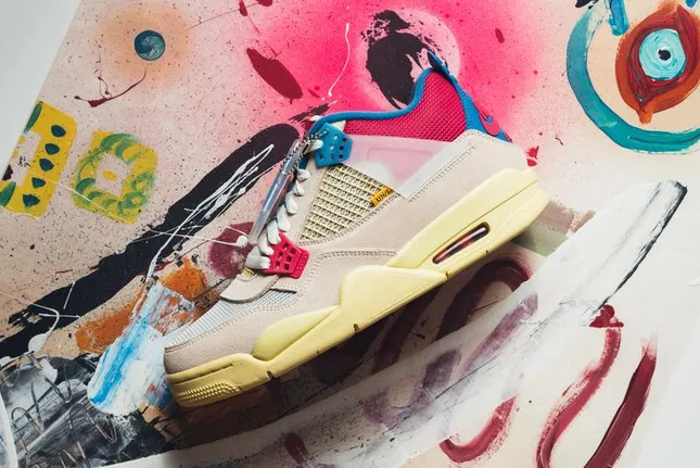 SIGNATURE SNEAKER TILT - SNEAKER PRODUCT HIGHLIGHT