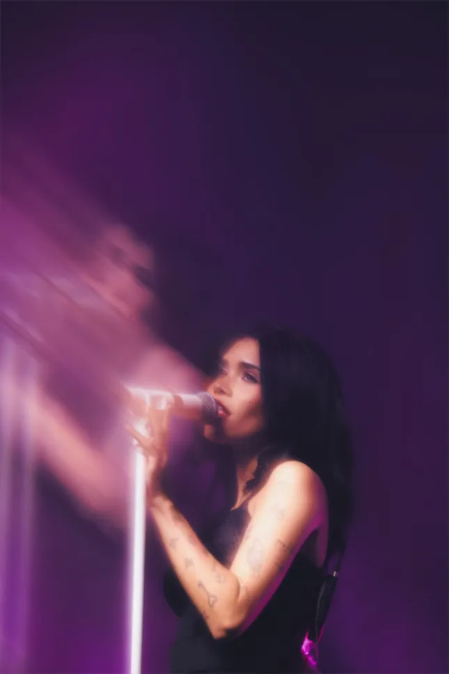 Nessa Barrett @ Fox Oakland Theater