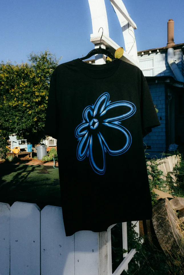 daisy chain, merch (yr.)2023.