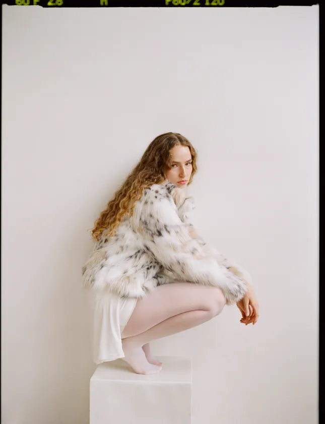 Freya | Studio Go-See