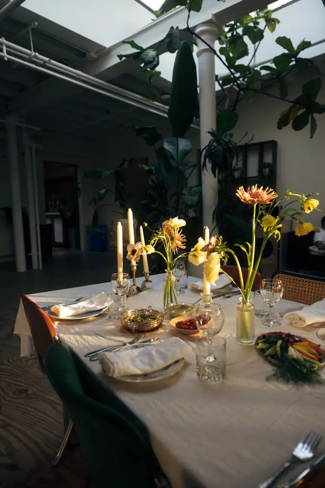 Shabbat Dinner with The Conversationalist
