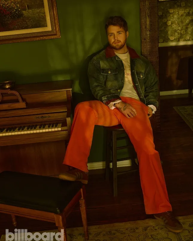 Alex Warren x Billboard