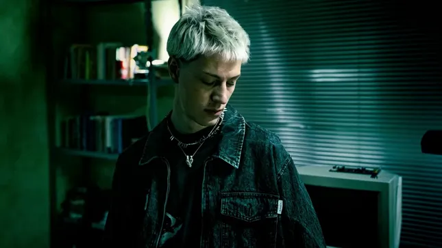 VISUAL DIRECTION FOR SEVEN KAYNE - TRANSMU7ACION TOUR