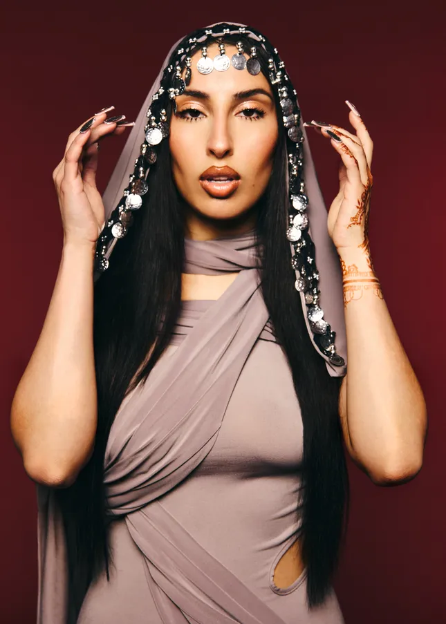 VOGUE ARABIA - ZEINA