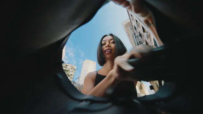 Commercial: Caira Camera Ad