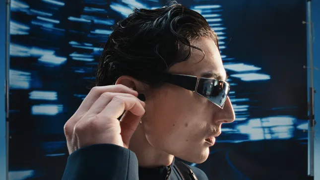 BOSE ULTRA EARBUDS COMMERCIAL