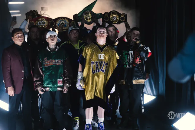 SHOWTIME BOXING “Canelo vs Charlo” (2023)