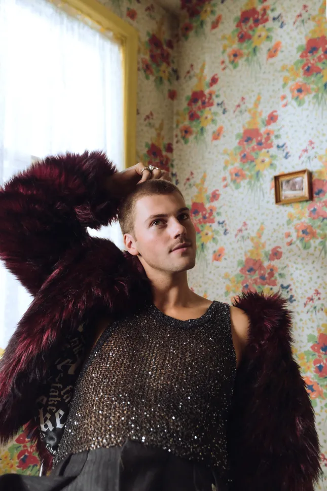 Ruel - Cats On The Ceiling MV