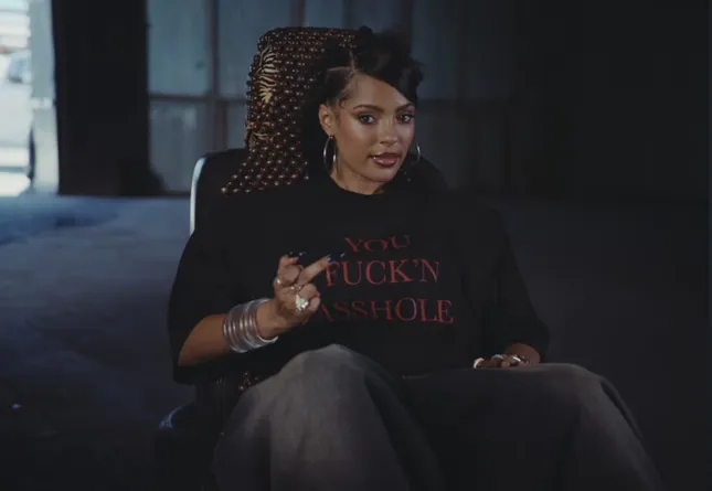 Samara Cyn “oooshxt” music video